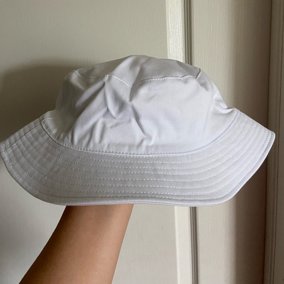 Christmas Care Bears Bucket Hat - Picture 3 of 4